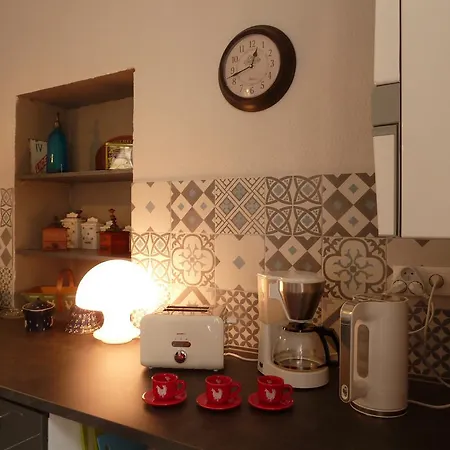 L Elegant Medieval Lägenhet