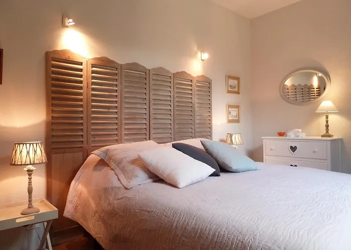 L Elegant Medieval Sarlat-la-Caneda